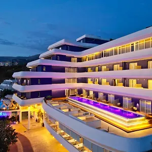 Hotel Regina Blu Radhimë